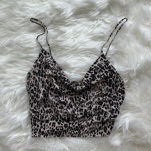 **TAKING OFFERS Urban Outfitters Crop Top
